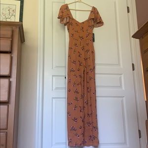 Lulus Cap sleeve floral jumpsuit size S.
